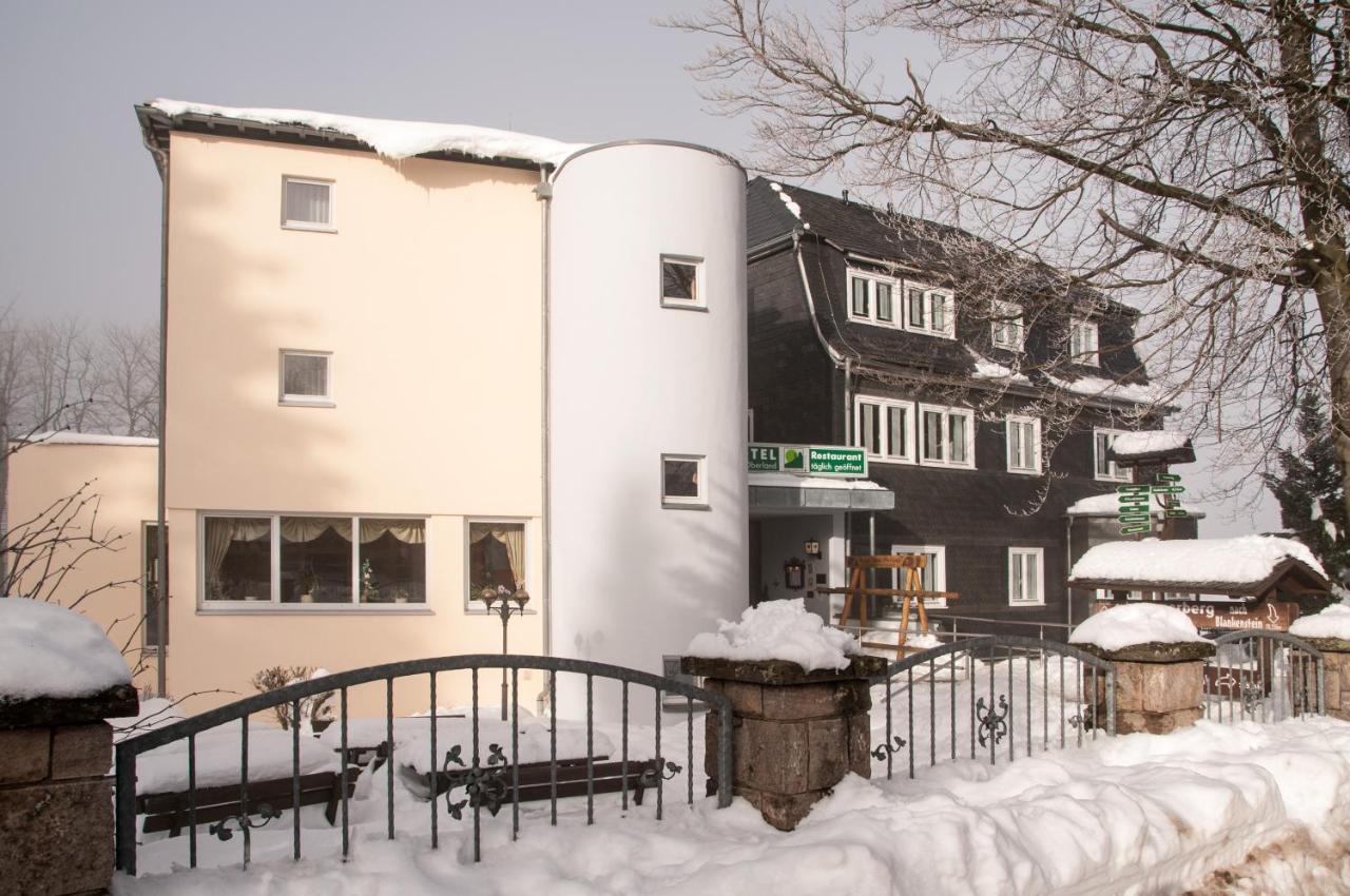 Hotel Haus Oberland Masserberg Exterior photo